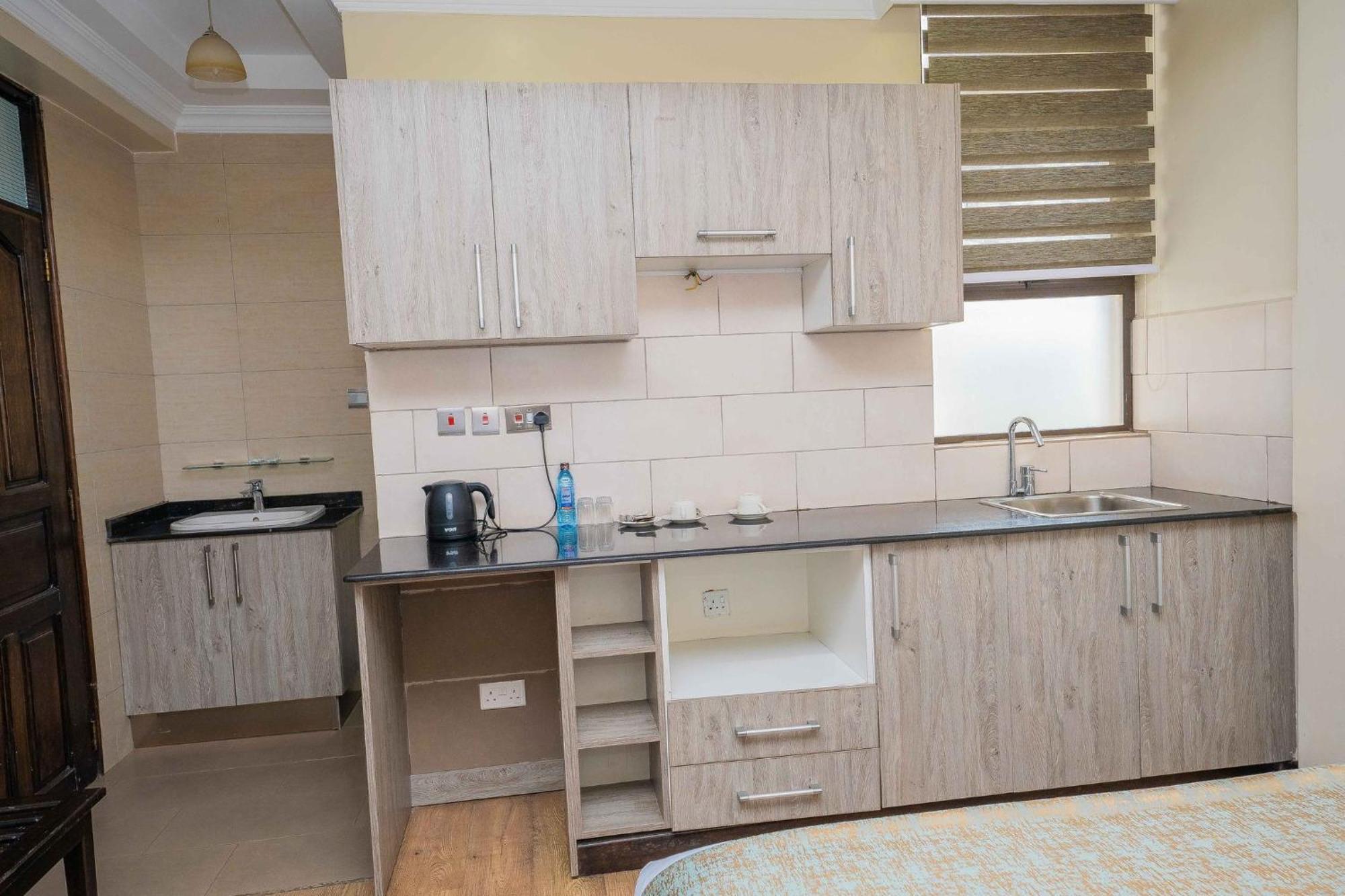 Hemak Suites Nairobi Exterior photo